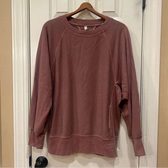 Free People Movement Crewneck Sweatshirt with Pockets Mauve Color - Picture 1 of 5